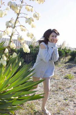 乳峰晃动呻吟揉捏娇妻